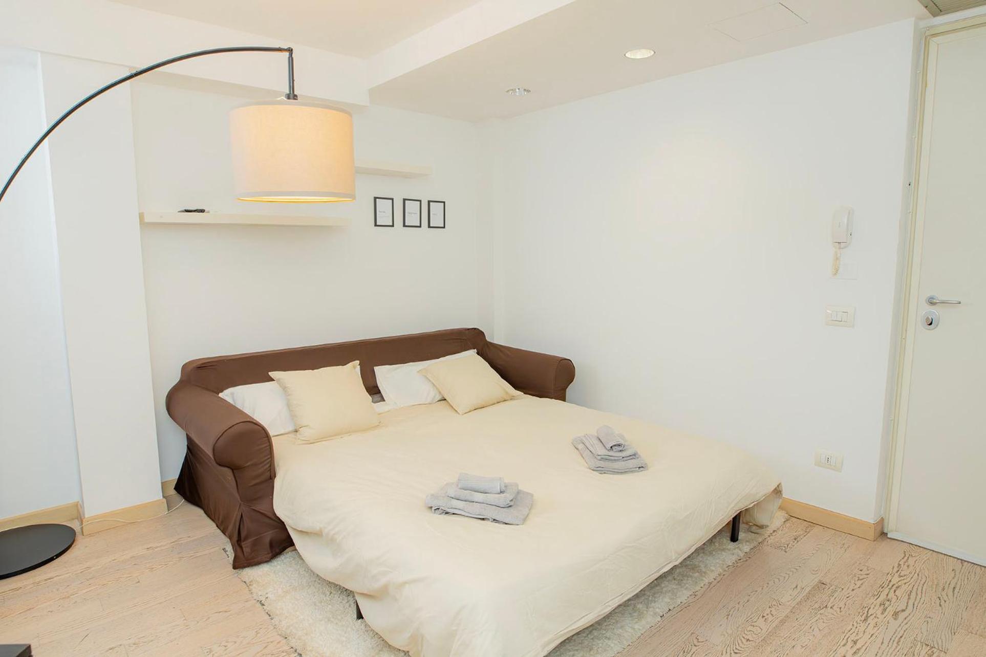 Apartamento Navigli 10 Min Loft Moderno Con Area Esterna Milán Exterior foto